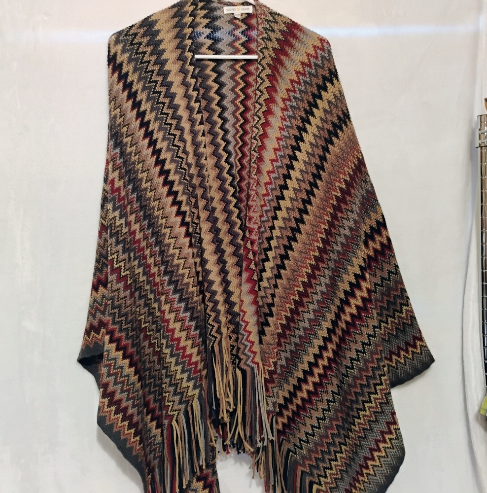 Woven Heart Chevron Knit Fringe Cape Open Front Wrap Burgundy Tan Small Medium V